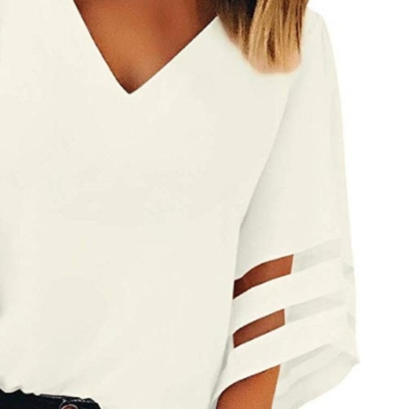 Beautiful white blouse - Picture 2 of 2